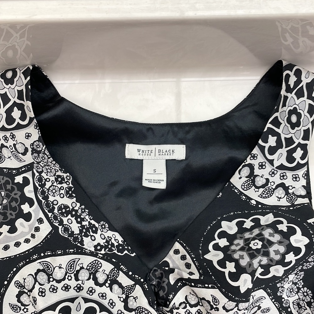WHBM Black Silk Sleeveless Flowy Blouse Top Small - Picture 4 of 7